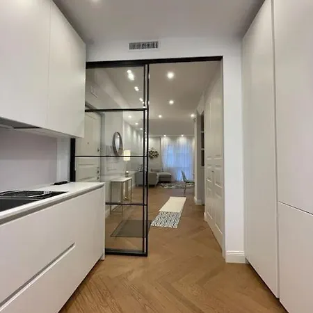 Esclusivo Apt Design Fashion-district Foppa 49a - Parking Daire *